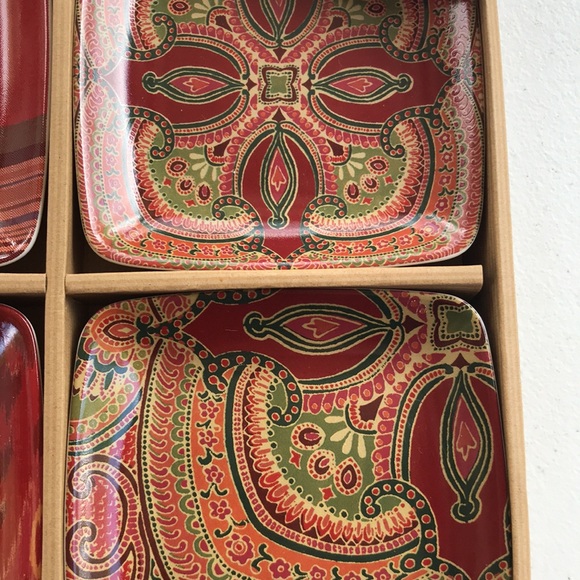 Pottery barn ikat tidbit plates - Picture 3 of 9